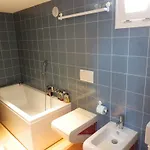 Luxerioeses 52 Viralago Mit Privatstrand Lejlighed